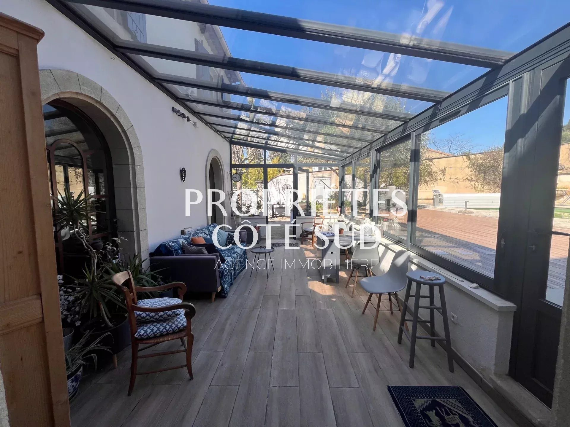 Maison à vendre, 246m², Pujaut