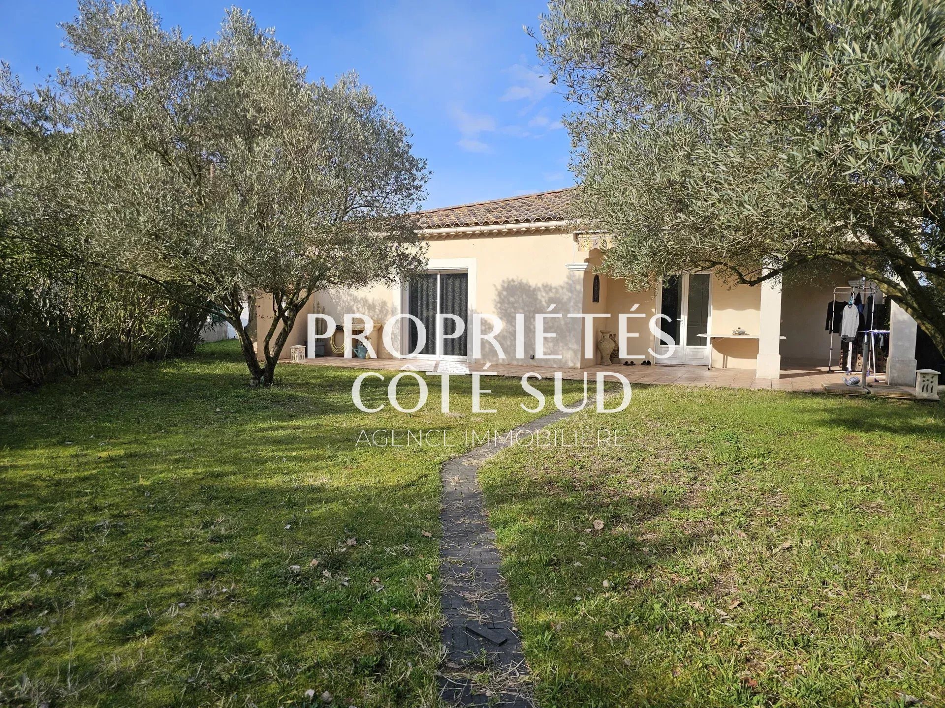 Maison à vendre, 134m², Saint-Victor-la-Coste