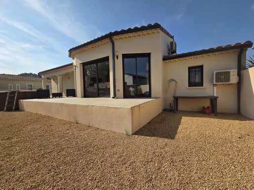 Maison 4 pièces 91 m² · à Laudun-l'Ardoise · 91 m² · 280 000 €