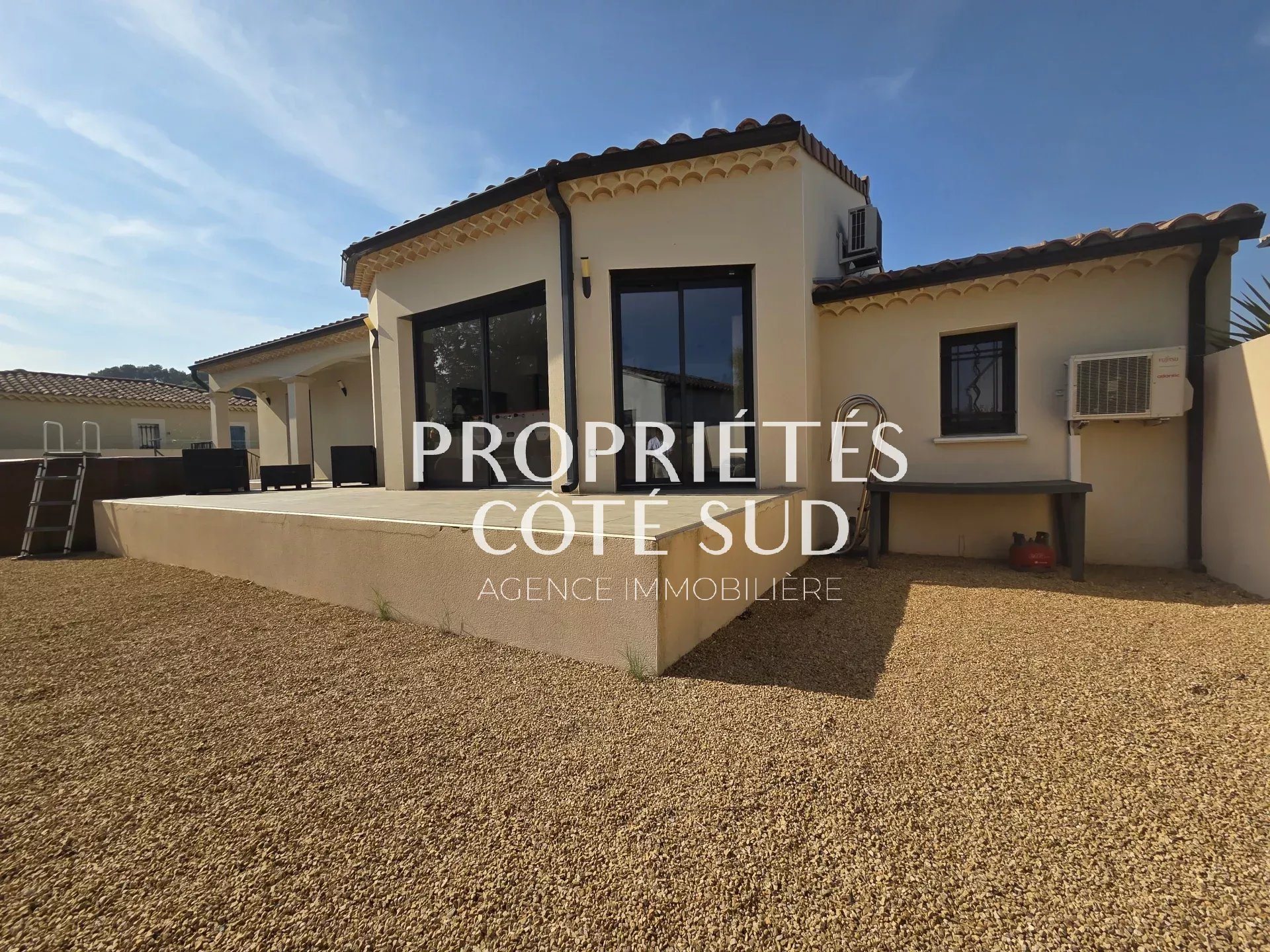 Maison à vendre, 91m², Laudun-l'Ardoise