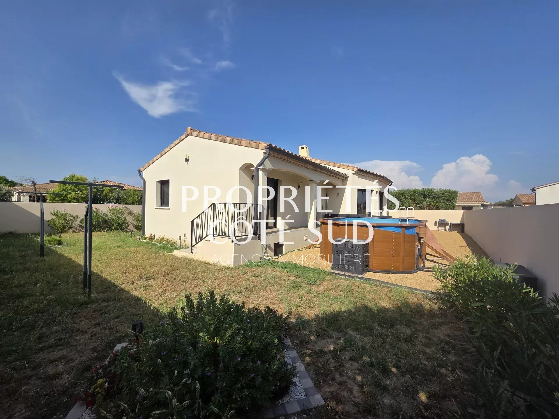 Maison à vendre, 91m², Laudun-l'Ardoise