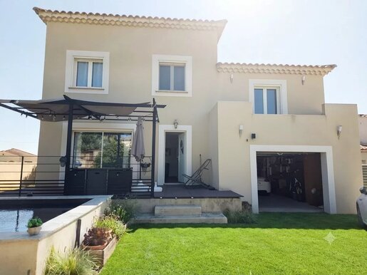 Maison 4 pièces 120 m² · à Saint-Geniès-de-Comolas · 120 m² · 399 000 €