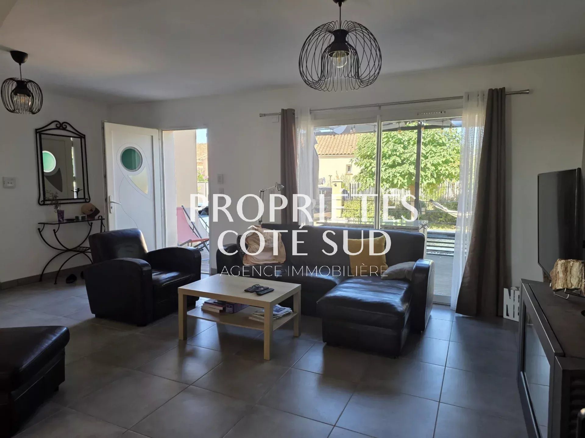 Maison à vendre, 120m², Saint-Geniès-de-Comolas