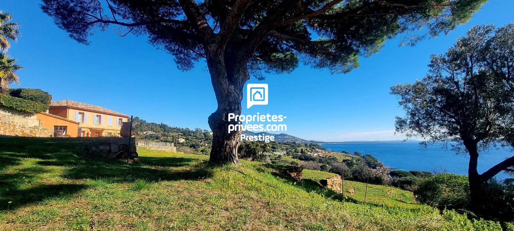 Maison à vendre, 200m², Carqueiranne
