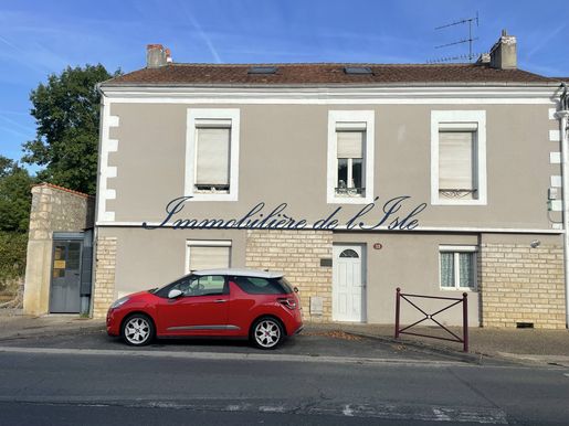 Maison 9 pièces 154 m² · à Périgueux · 154 m² · 250 000 €