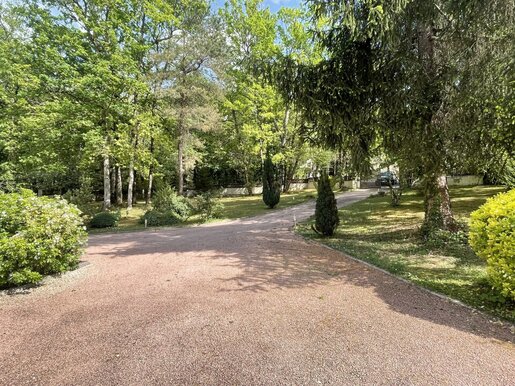Maison 7 pièces 155 m² · à Champcevinel · 155 m² · 292 000 €
