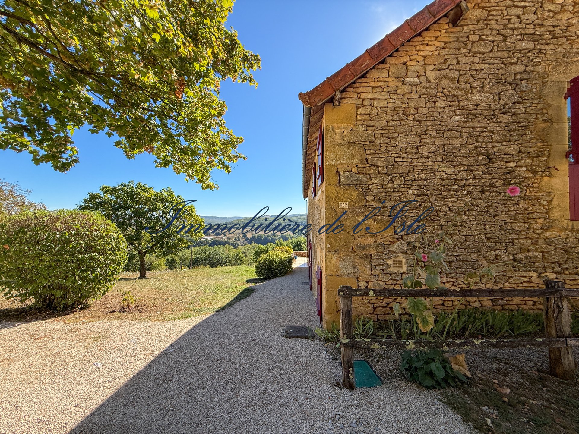Maison à vendre, 131m², Saint-Léon-sur-Vézère