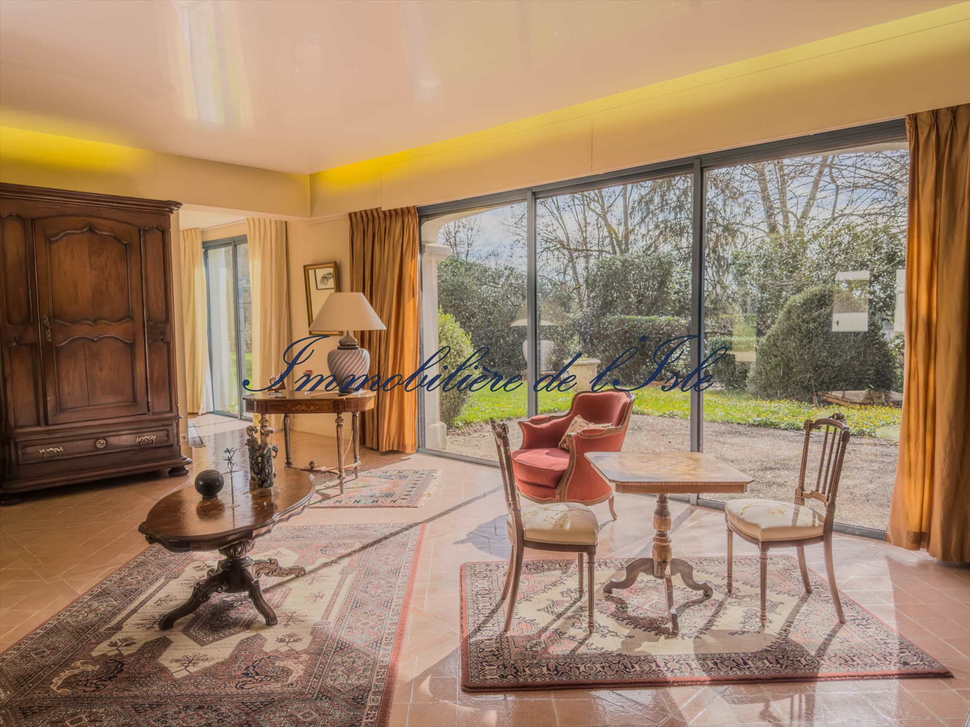 Maison à vendre, 350m², Saint-Laurent-des-Hommes