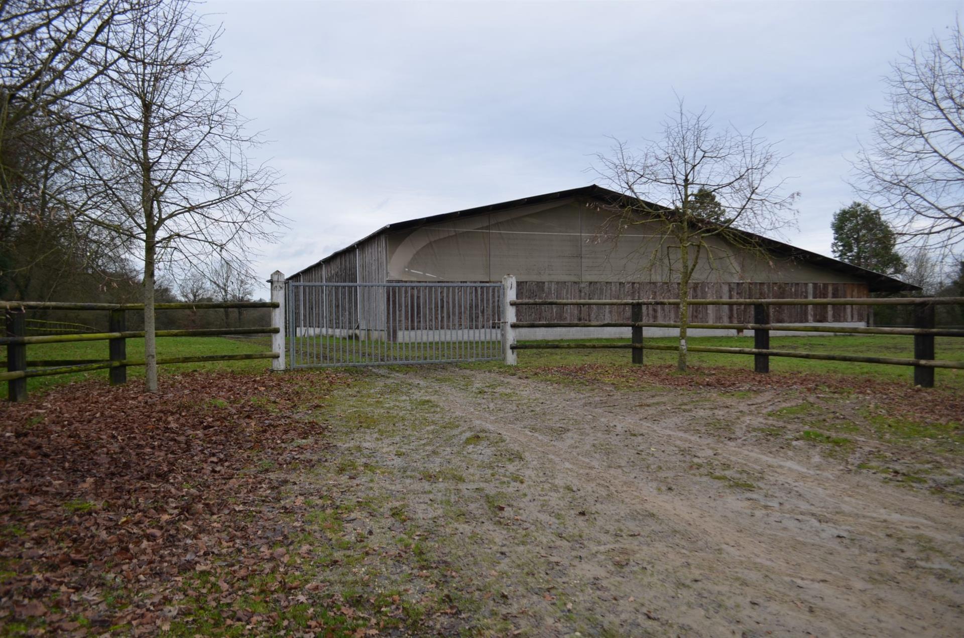 Maison à vendre, 130m², Laval