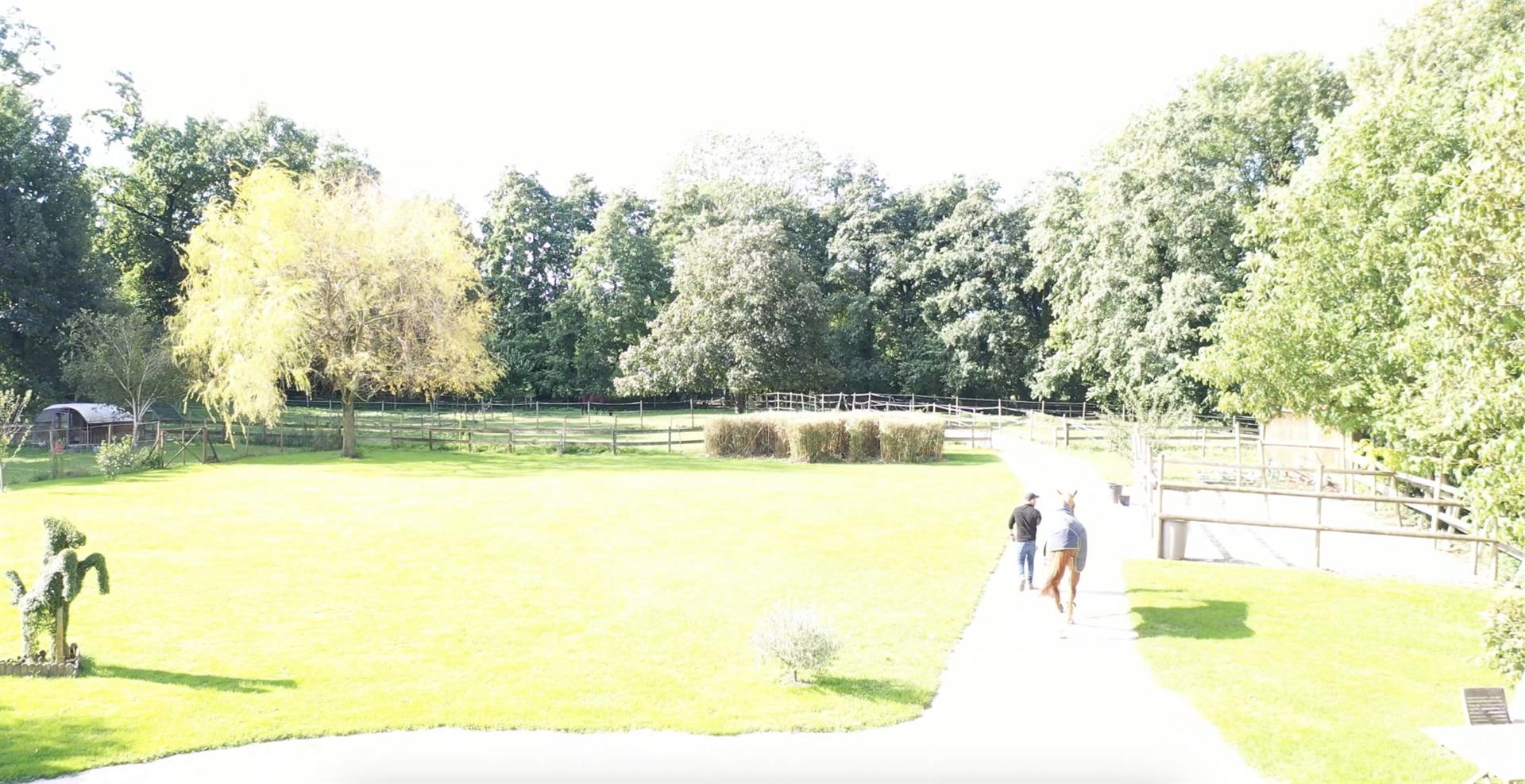 Maison à vendre, 300m², Saint-Genis-Pouilly