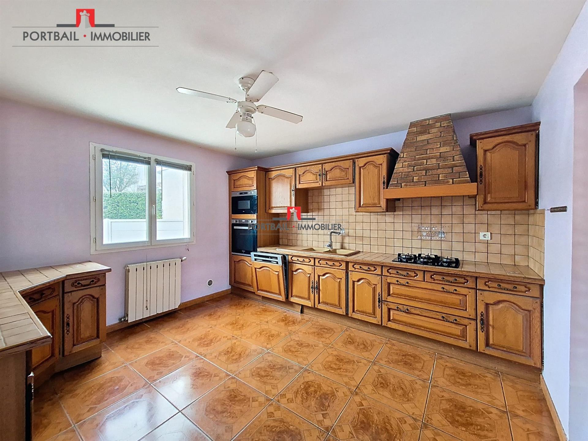 Maison à vendre, 132m², Bassens