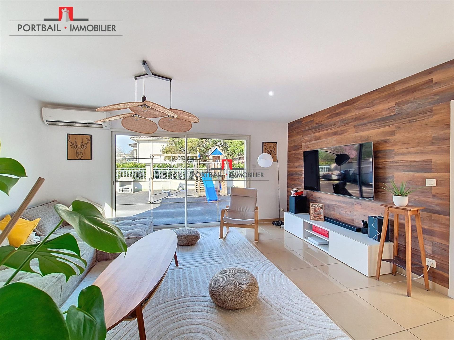 Maison à vendre, 180m², Saint-André-de-Cubzac