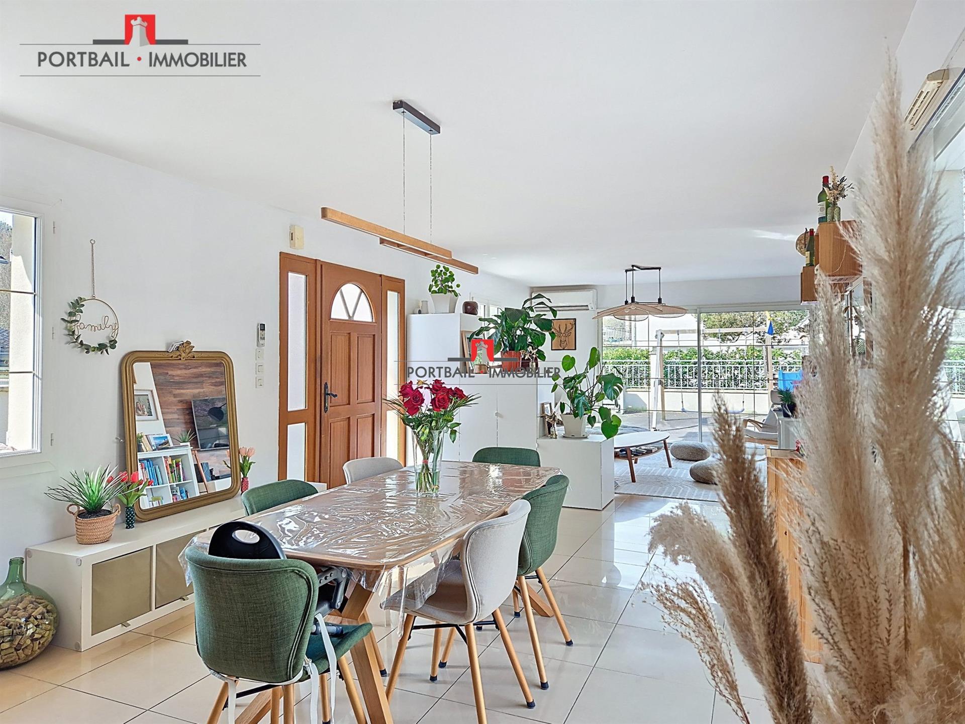 Maison à vendre, 180m², Saint-André-de-Cubzac