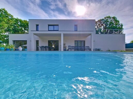 Maison 5 pièces 193 m² · à Saint-André-de-Cubzac · 193 m² · 824 000 €