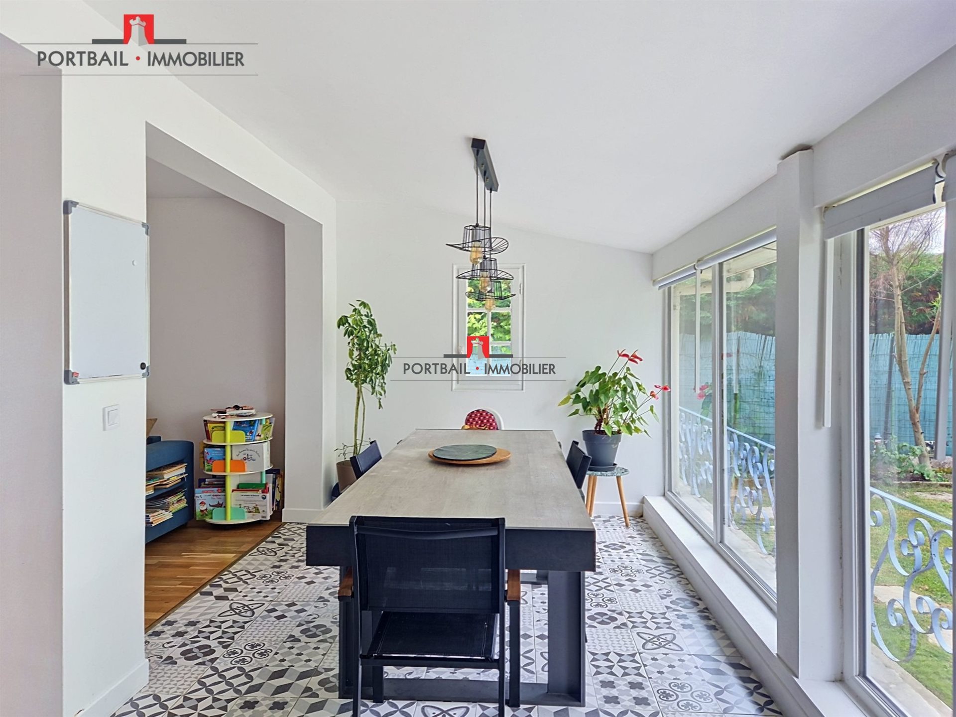 Maison à vendre, 129m², Carbon-Blanc