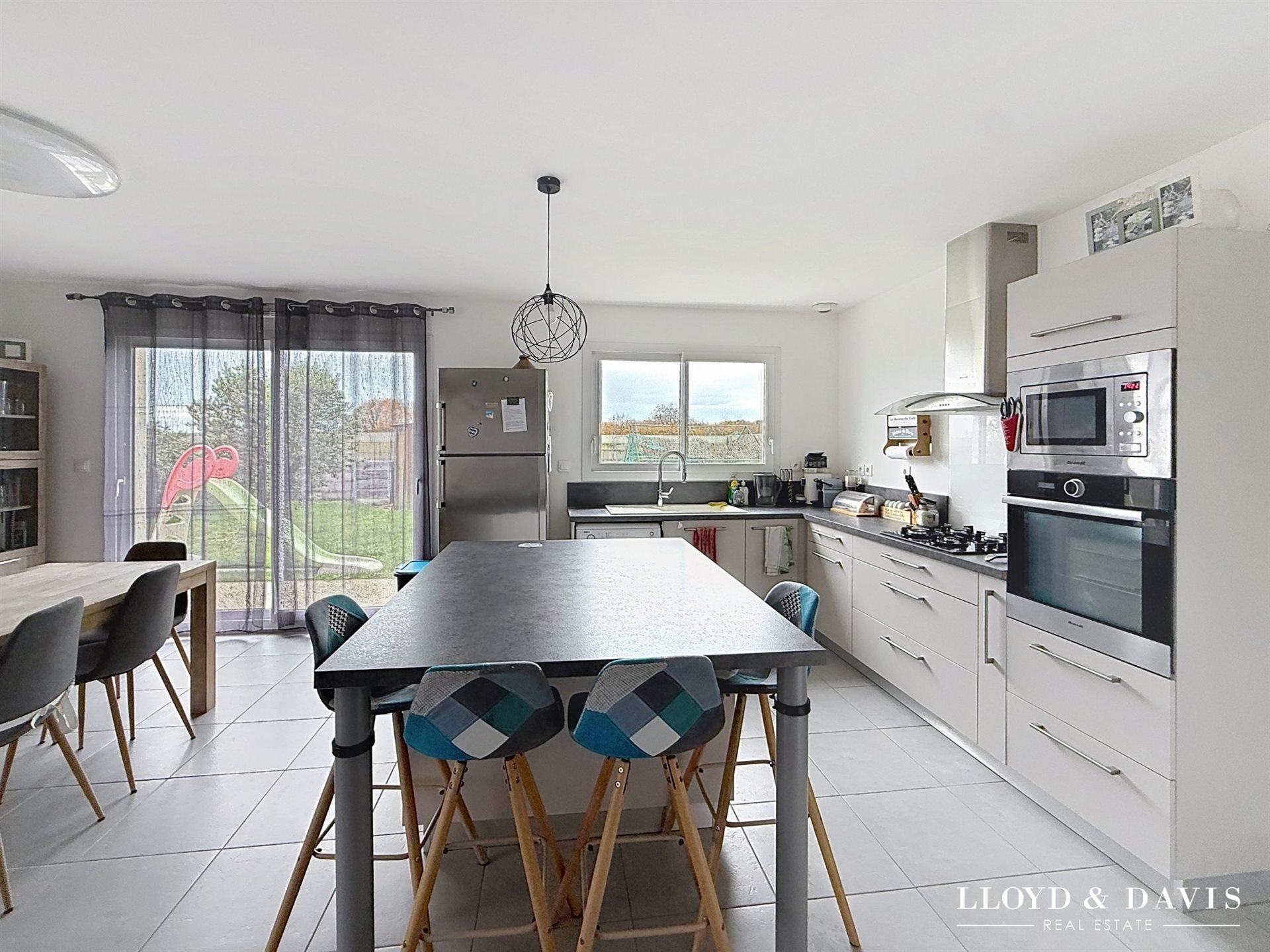 Maison à vendre, 104m², Médis