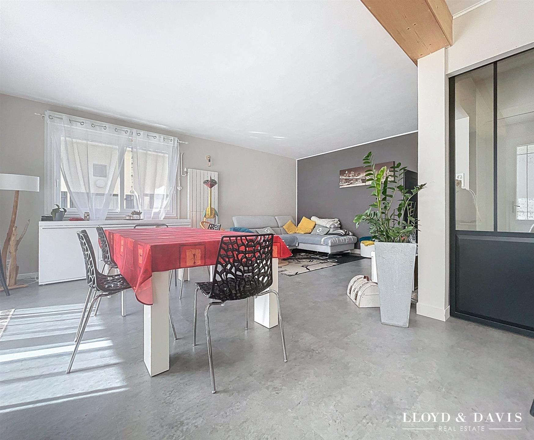 Maison à vendre, 142m², Chenac-Saint-Seurin-d'Uzet