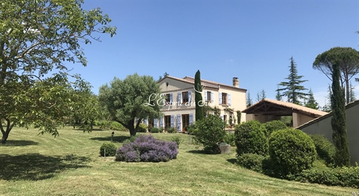 Maison 15 pièces 395 m² · à Gaillac · 395 m² · 695 000 €