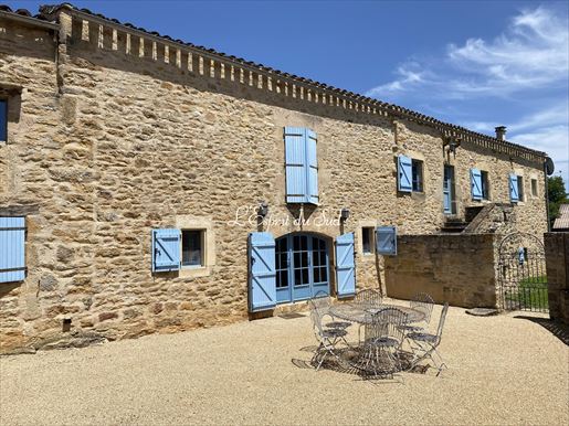 Maison 8 pièces 235 m² · à Verfeil · 235 m² · 625 000 €