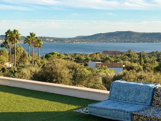 Maison 6 pièces 400 m² · à Grimaud · 400 m² · 4 900 000 €