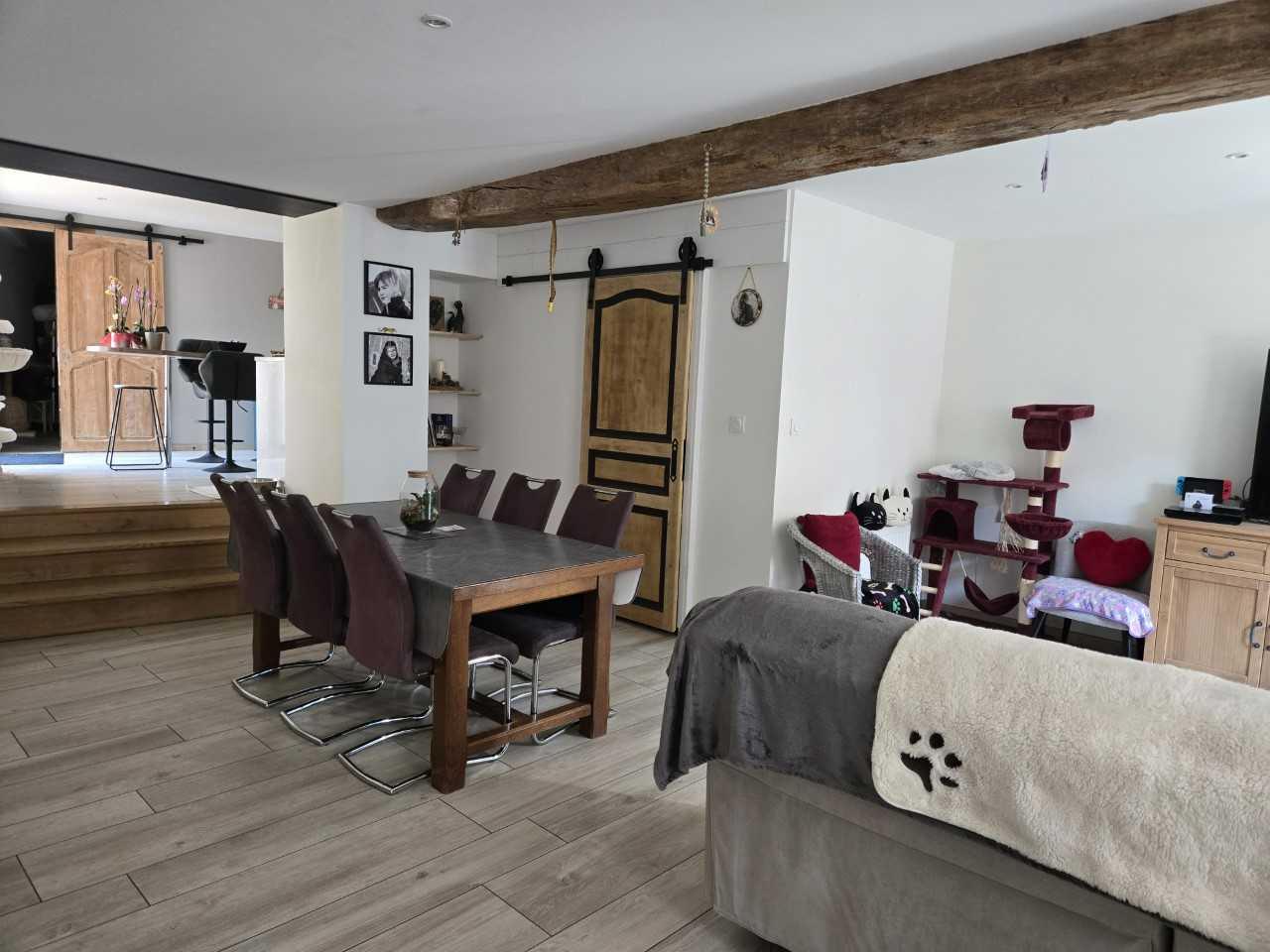 Maison à vendre, 180m², Saint-Amand-sur-Sèvre
