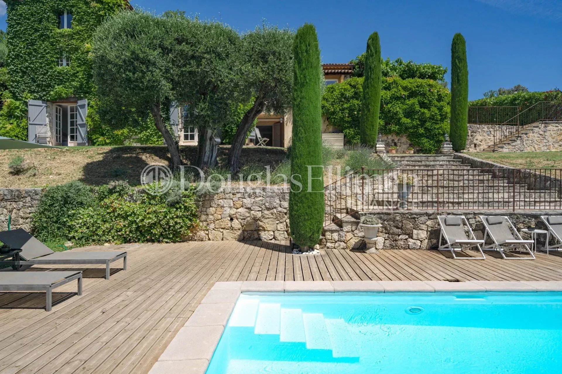 Maison à vendre, 284m², Châteauneuf-Grasse