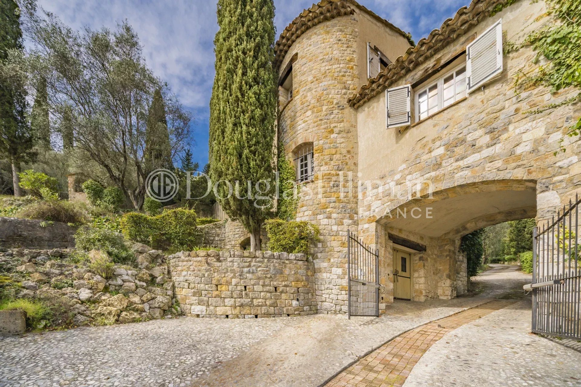 Maison à vendre, 500m², Tourrettes-sur-Loup