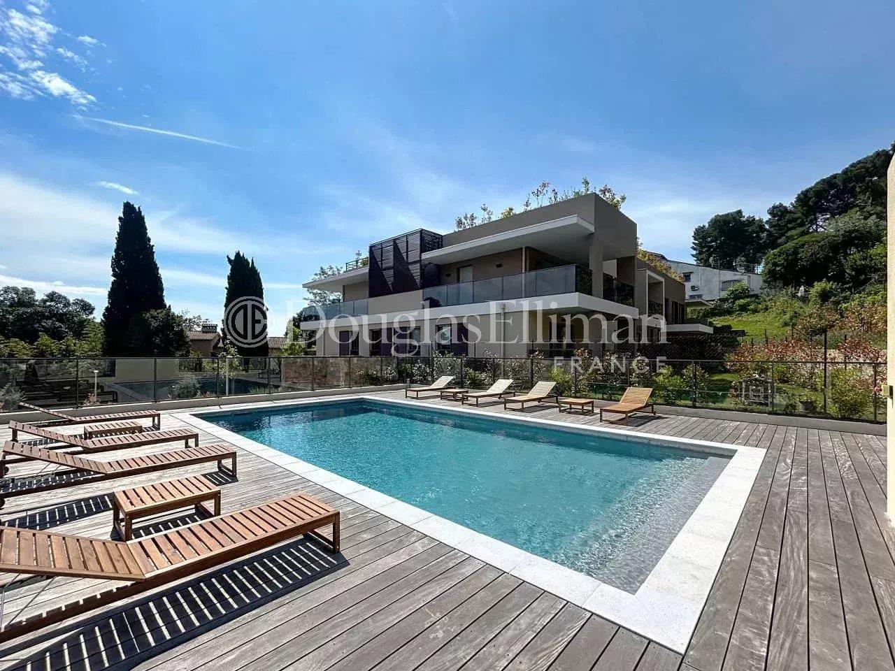 Appartement à vendre, 85m², Mougins