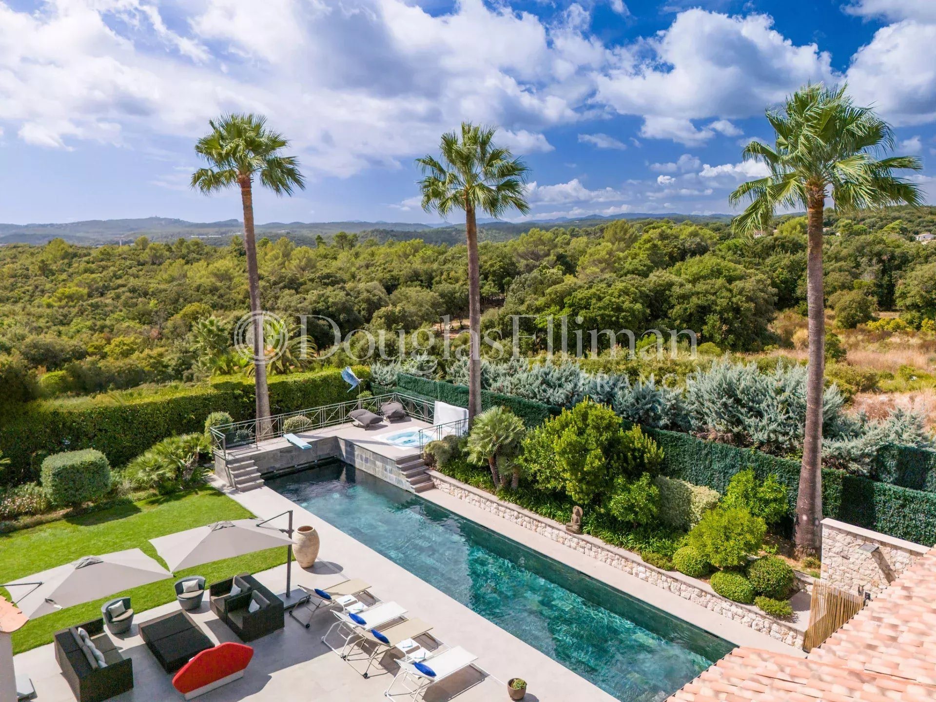 Maison à vendre, 350m², Valbonne