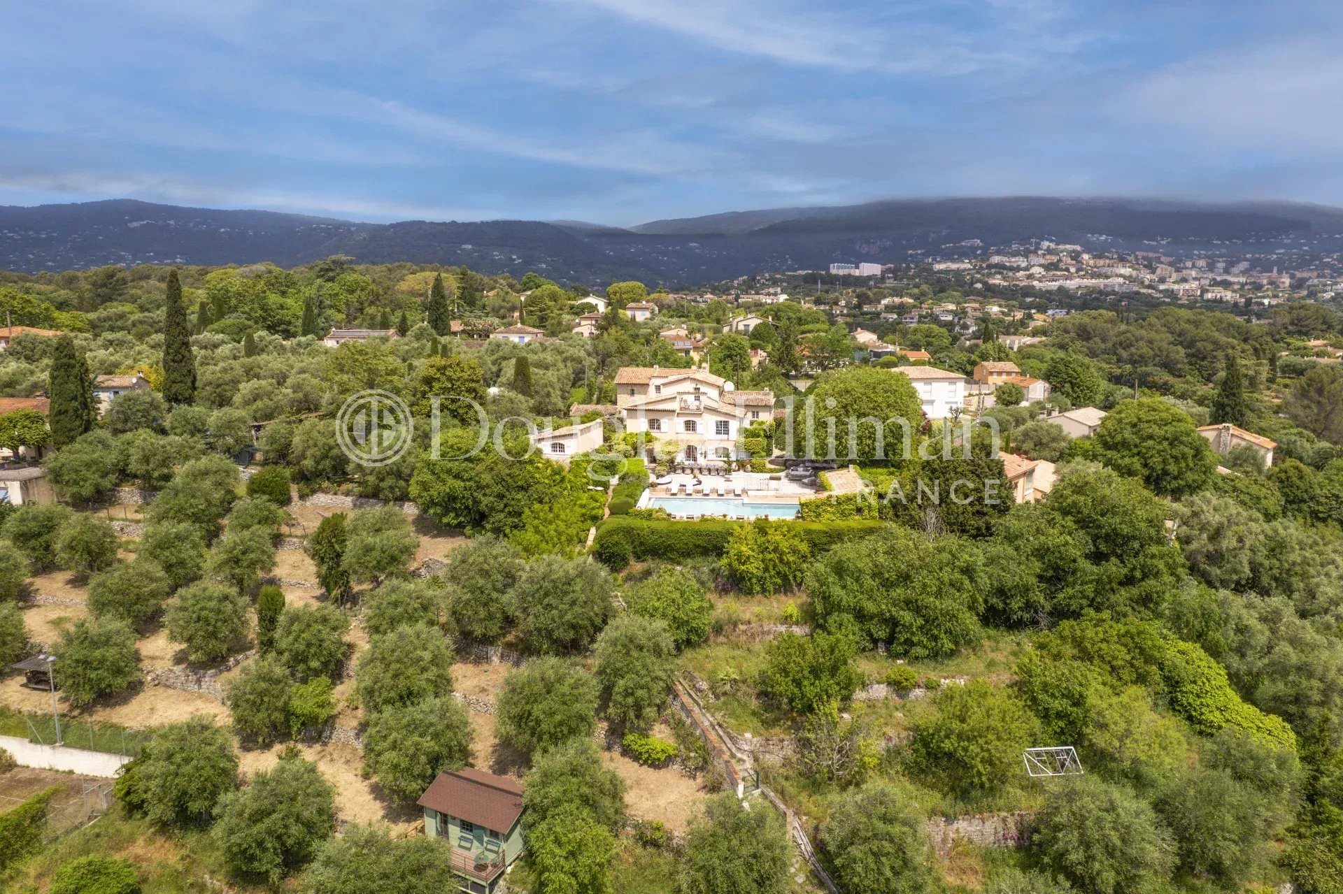 Maison à vendre, 400m², Grasse