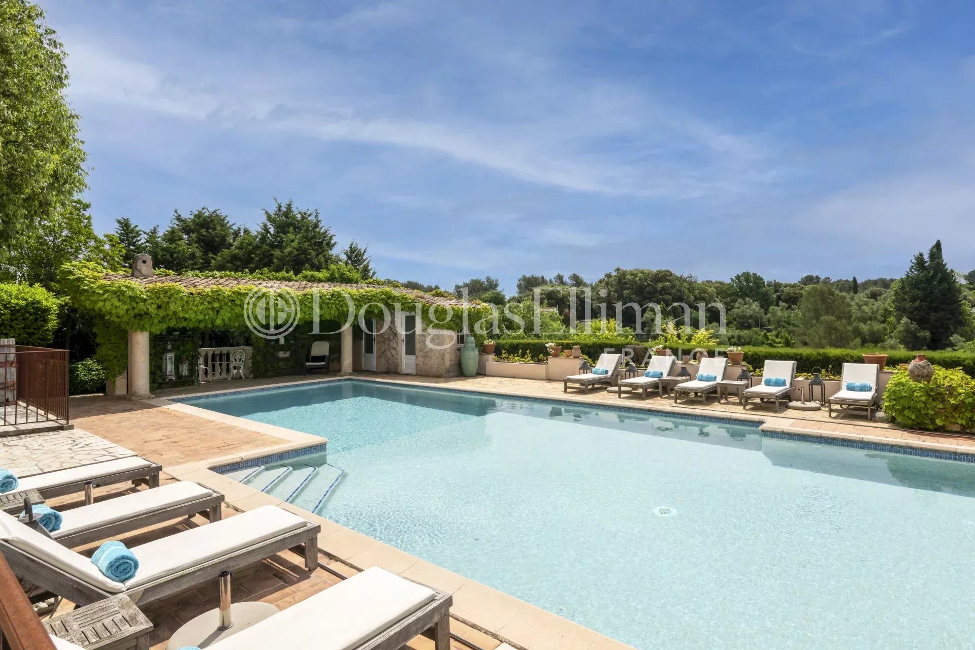 Maison à vendre, 400m², Grasse