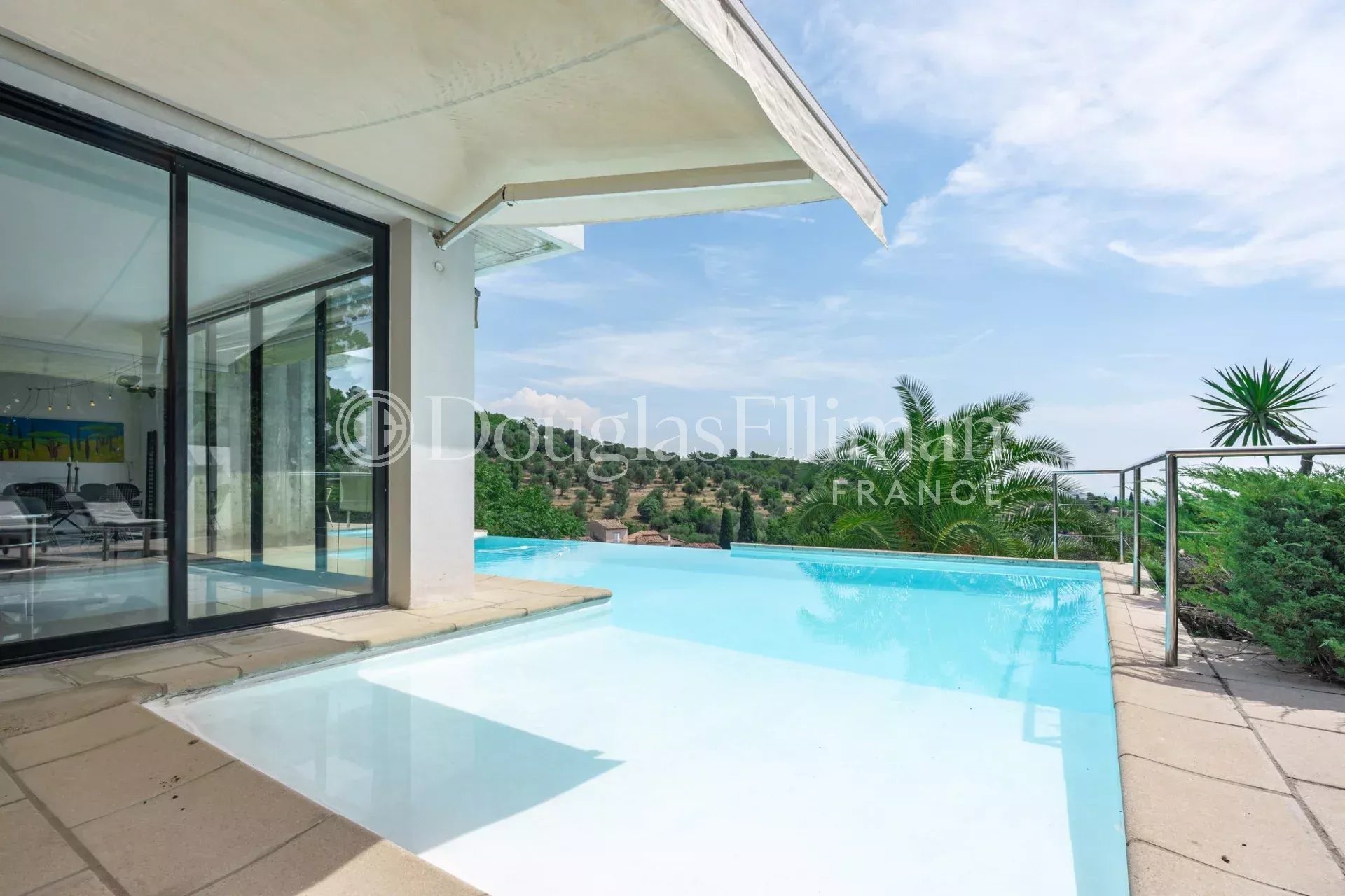 Maison à vendre, 162m², Le Rouret