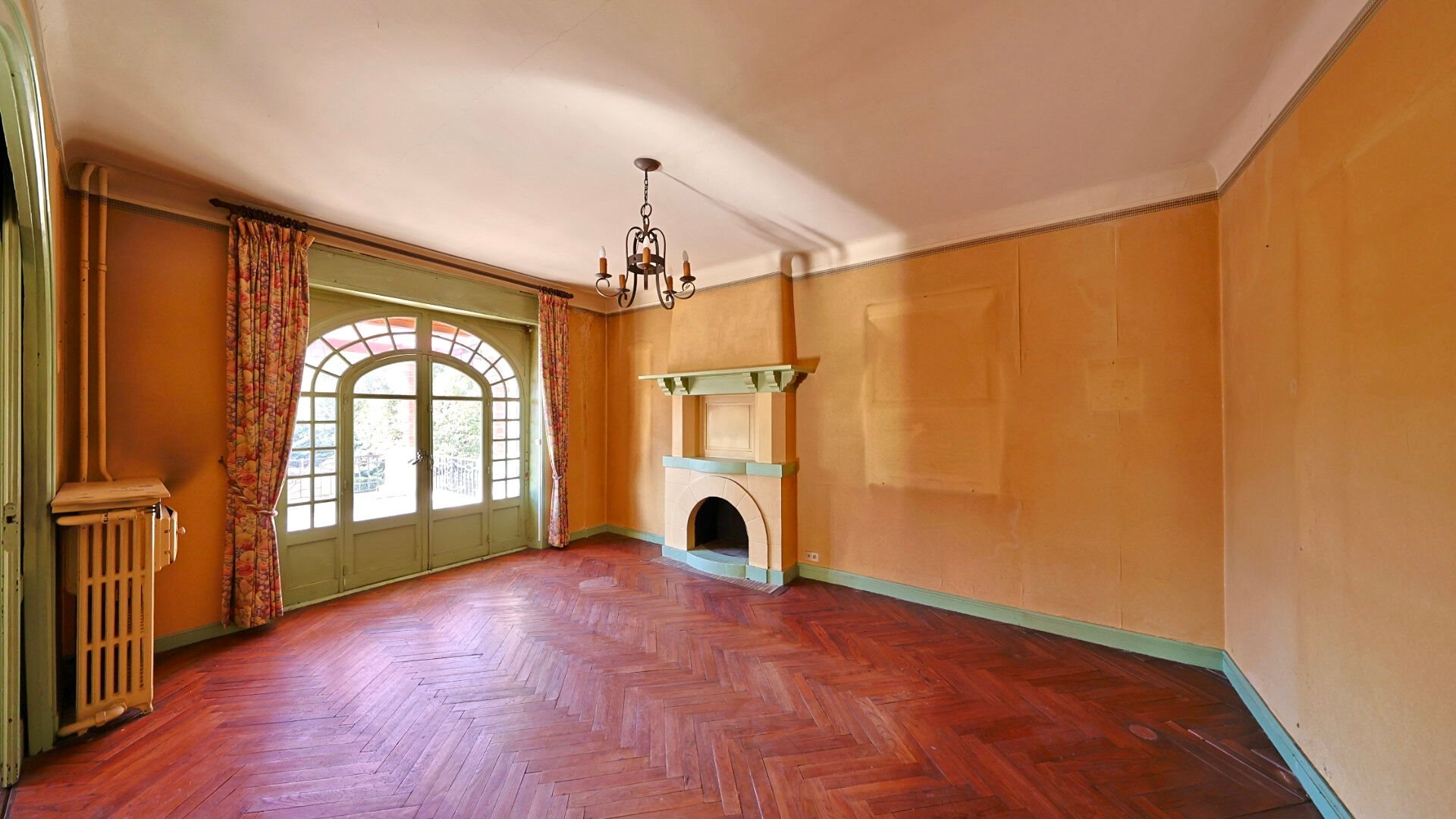 Dům, 310 m², pozemek 500 m²