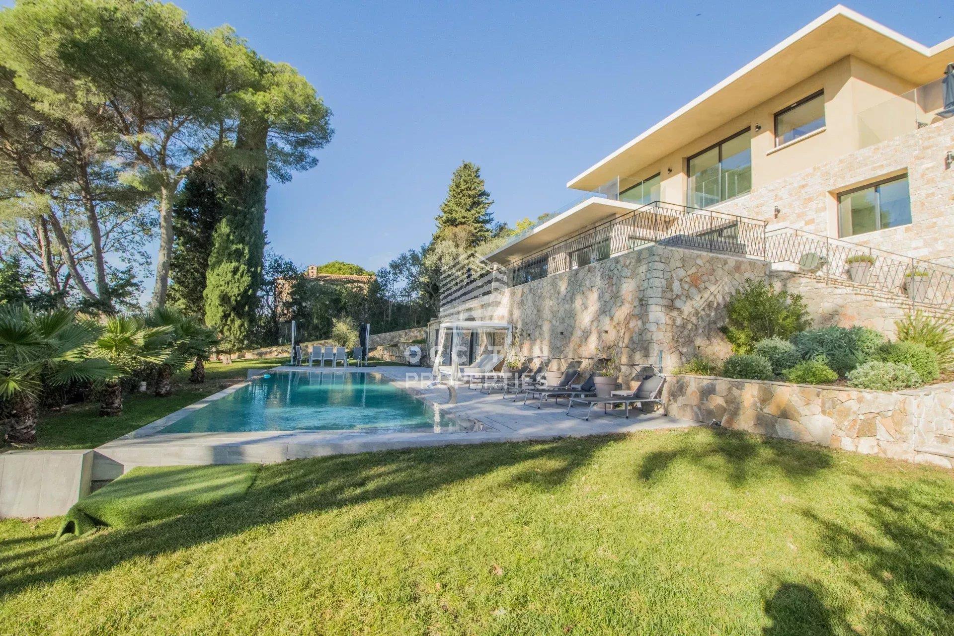 Maison à vendre, 370m², Mougins