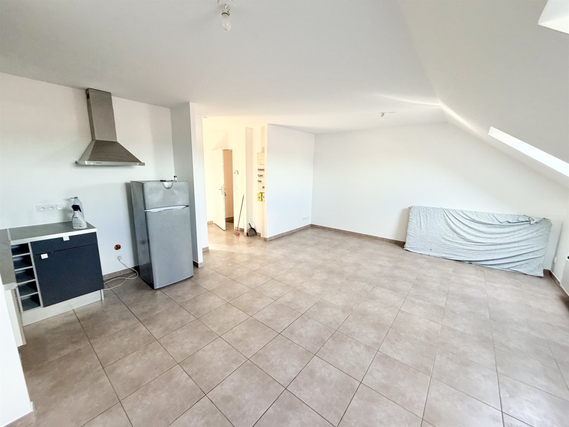 Appartement à louer, 45m², Verneuil-l'Etang