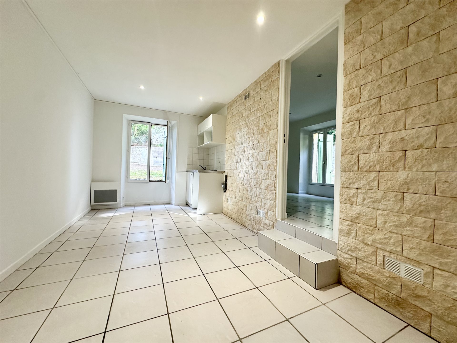 Appartement à louer, 27m², Fontaine-le-Port