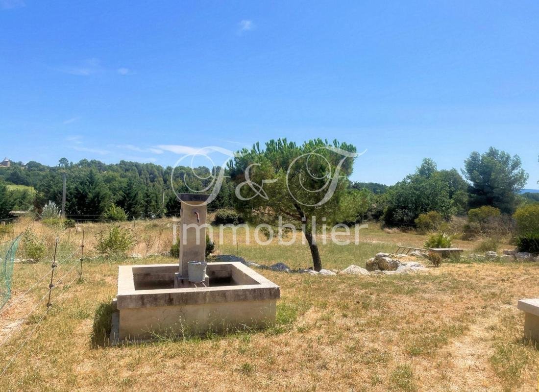 Maison à vendre, 107m², Saint-Saturnin-lès-Apt