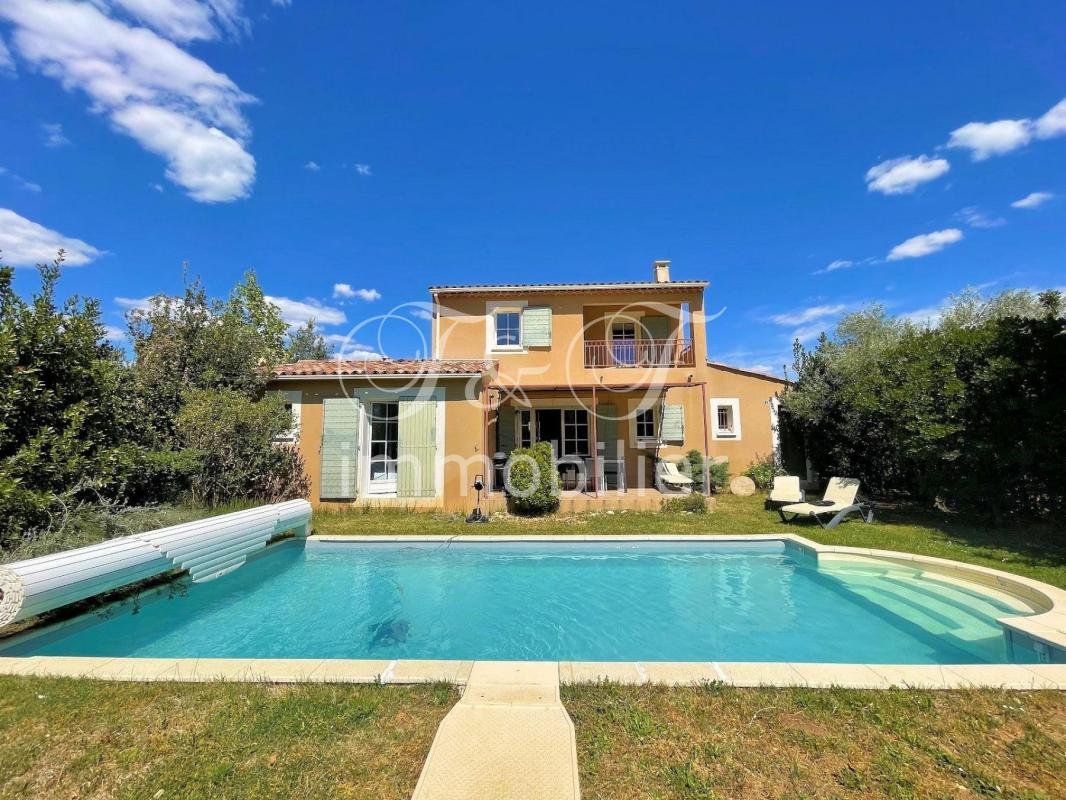 Maison à vendre, 115m², Saint-Saturnin-lès-Apt