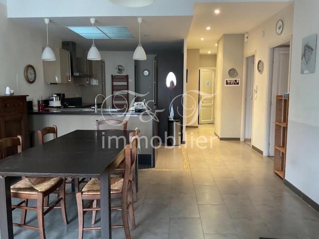 Maison à vendre, 167m², Reillanne