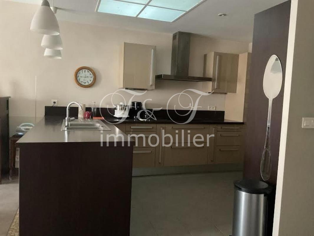 Maison à vendre, 167m², Reillanne