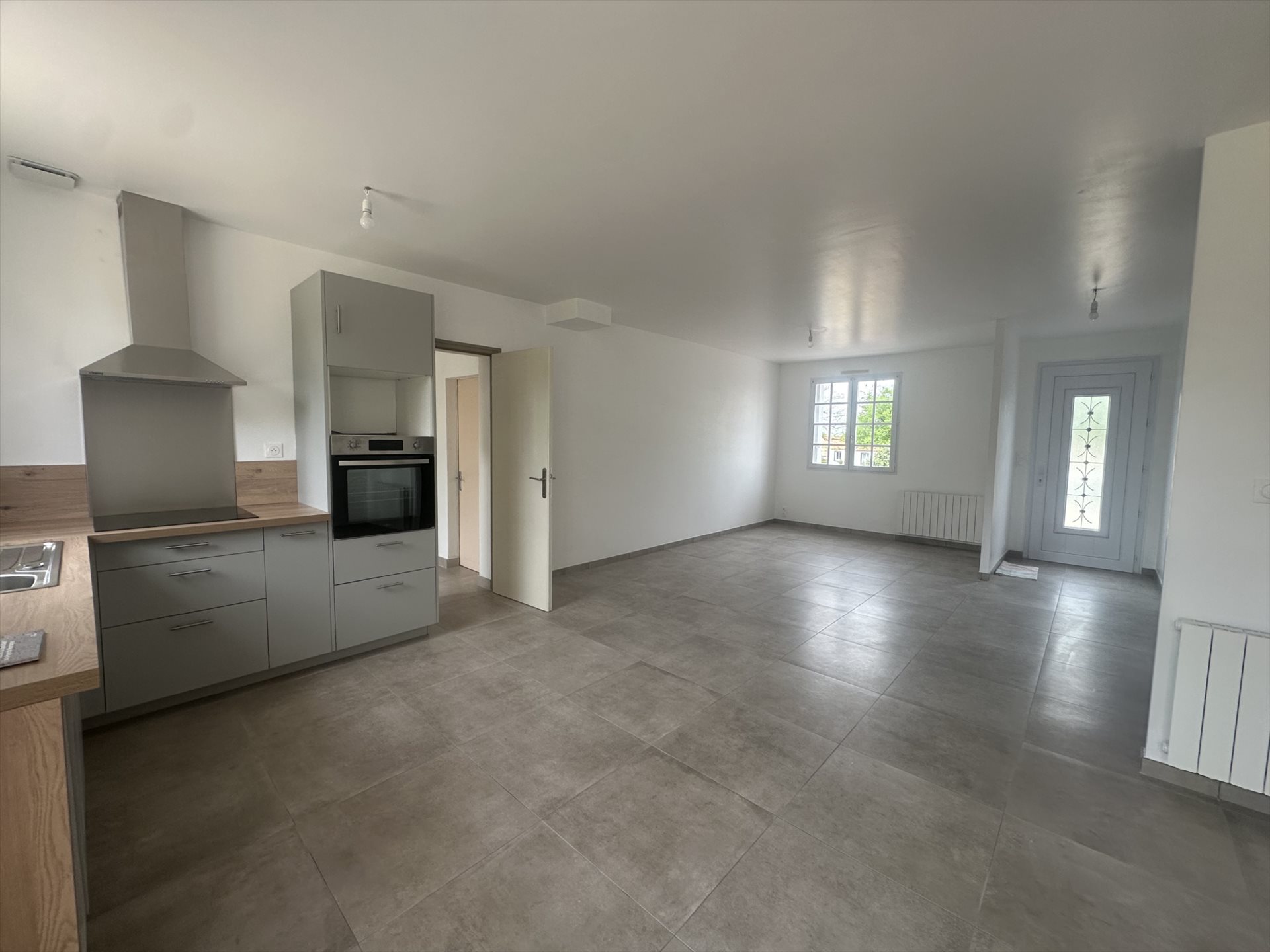 Maison à louer, 81m², Mortagne-sur-Sèvre