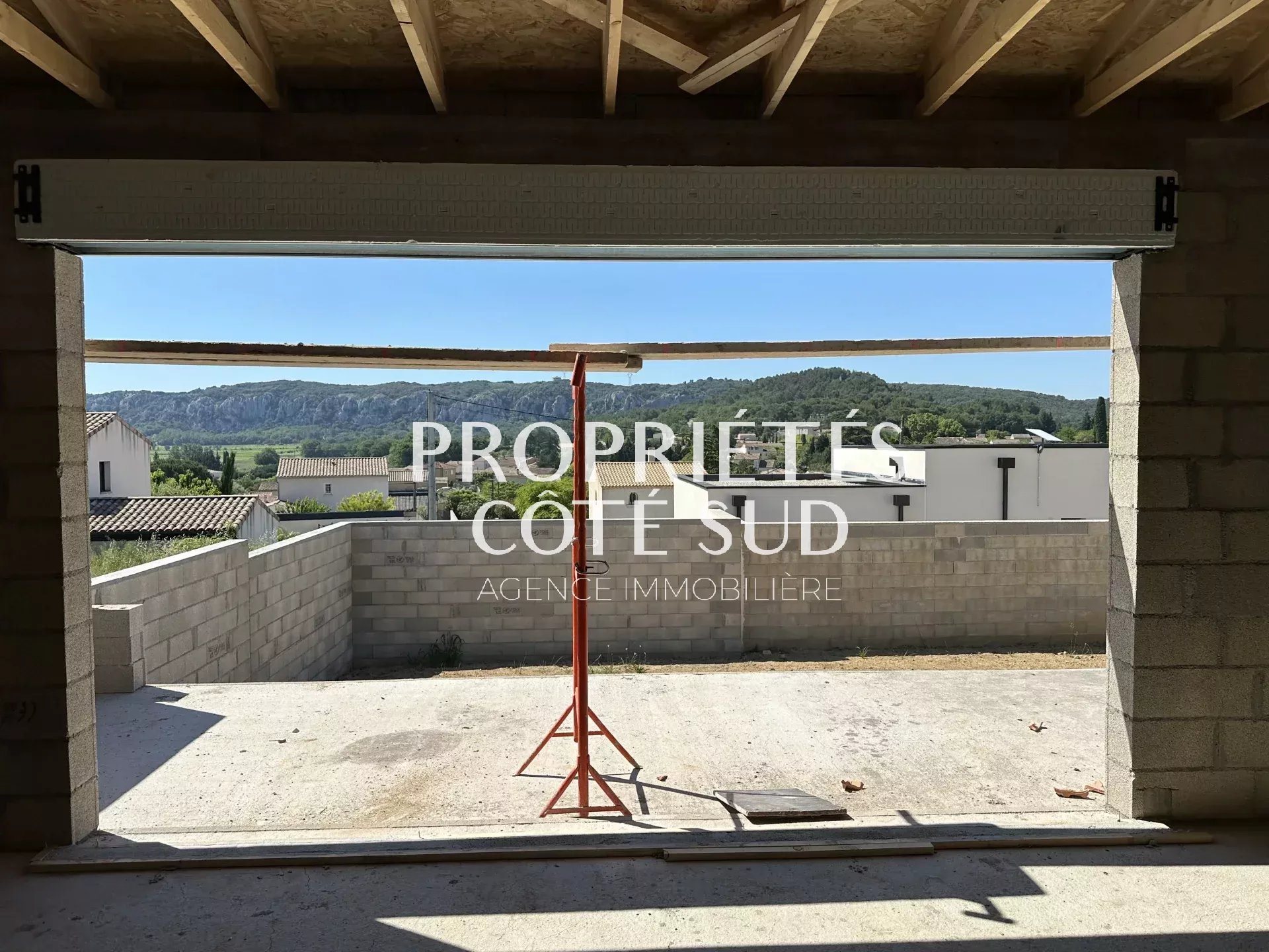 Maison à vendre, 145m², Saint-Geniès-de-Comolas