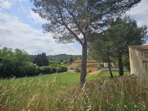 Terrain 2664 m² · à Mornas · 238 300 €
