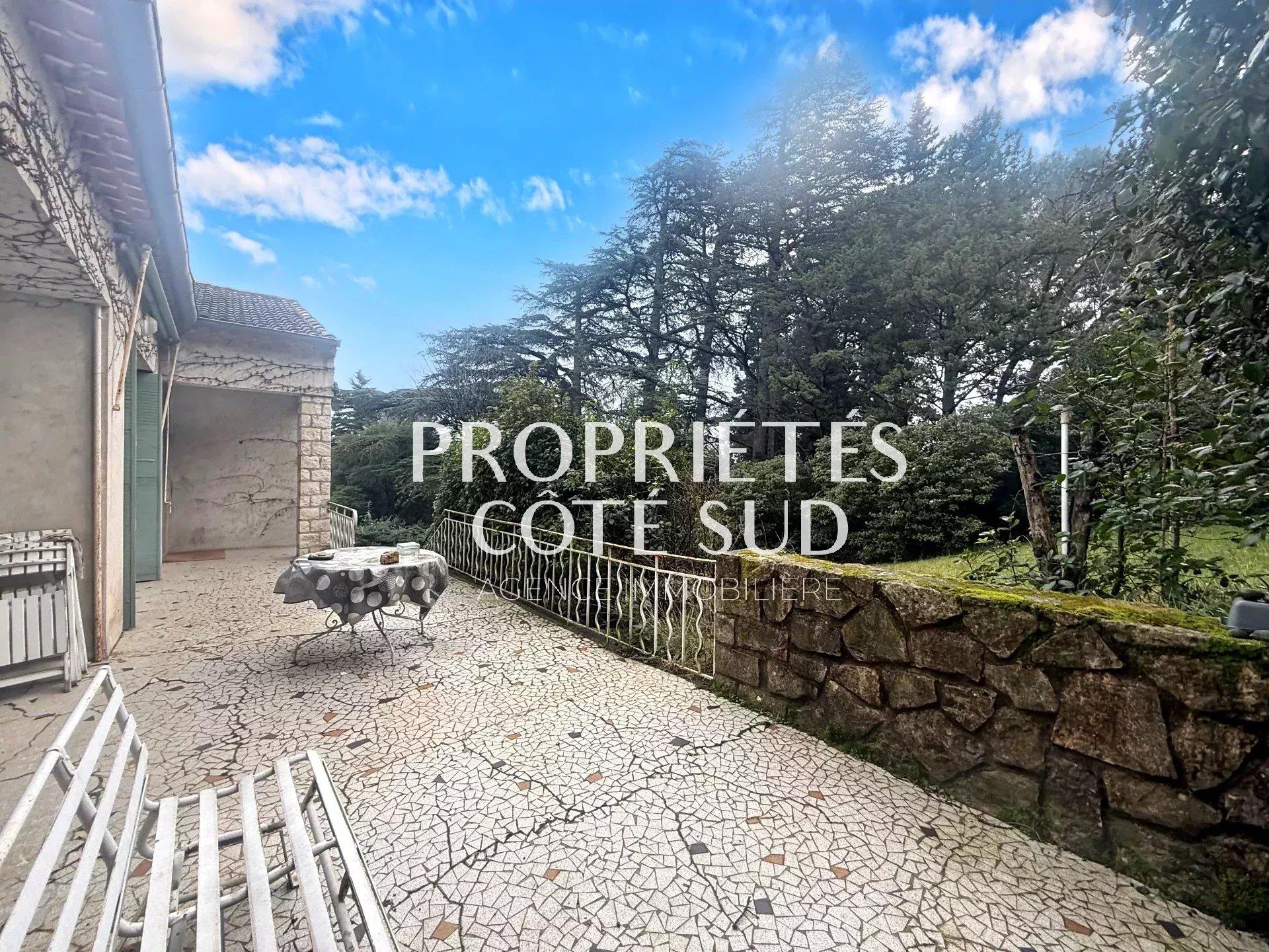 Maison à vendre, 120m², Villeneuve-lès-Avignon
