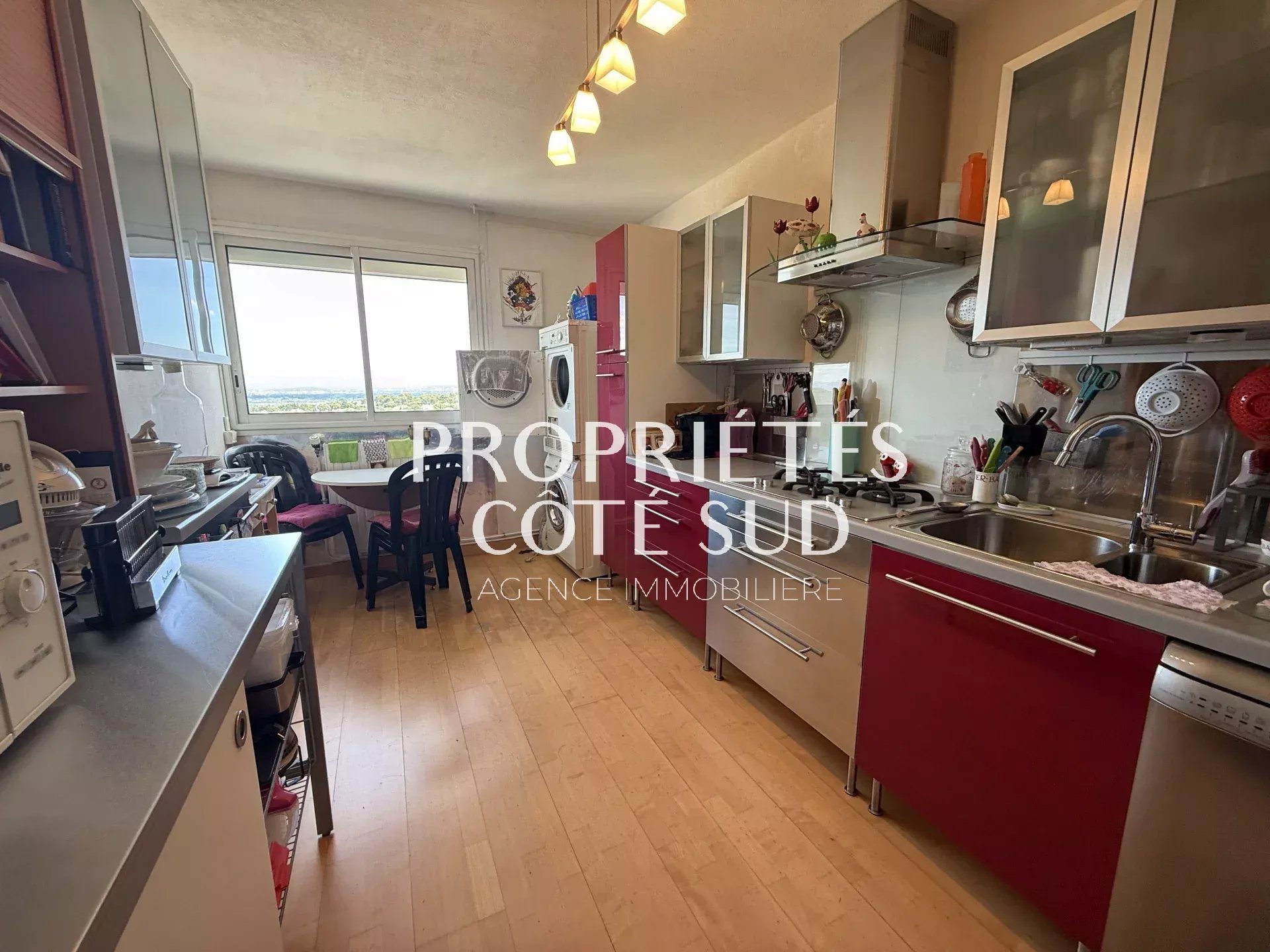 Appartement à vendre, 76m², Villeneuve-lès-Avignon