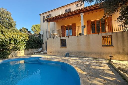 Maison 4 pièces 105 m² · aux Angles · 105 m² · 330 000 €