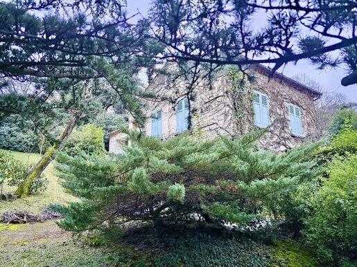 Maison 7 pièces 120 m² · à Villeneuve-lès-Avignon · 120 m² · 450 000 €