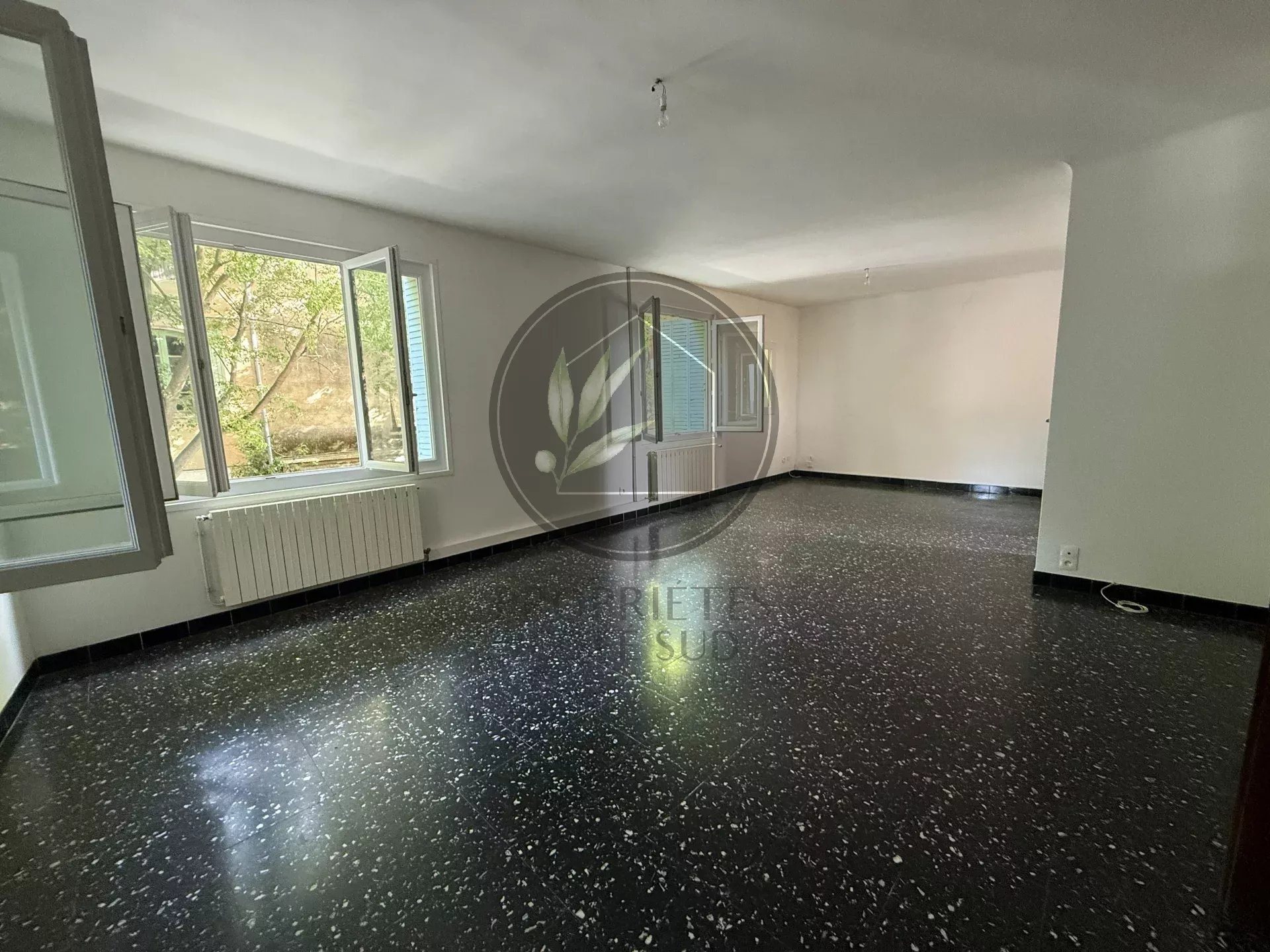 Maison à vendre, 127m², Laudun-l'Ardoise