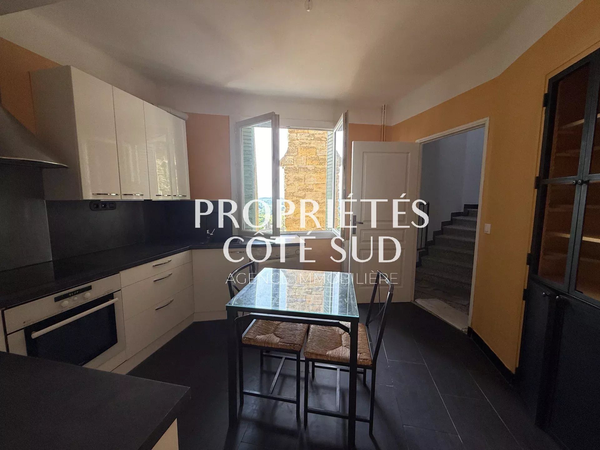 Maison à vendre, 127m², Laudun-l'Ardoise