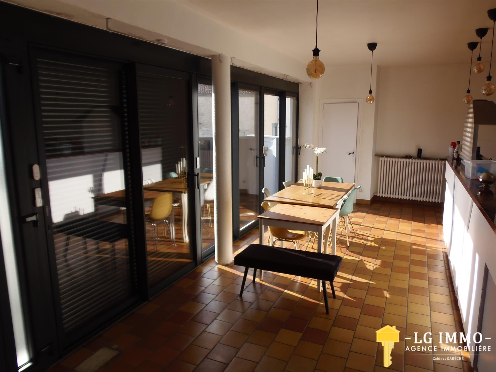 Maison à vendre, 329m², Chenac-Saint-Seurin-d'Uzet